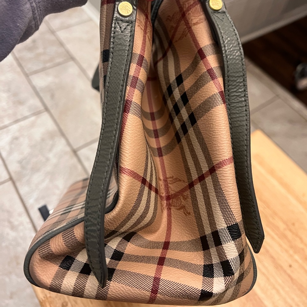 Authentic Burberry Haymarket Tote Purse Bag - Picture 9 of 15